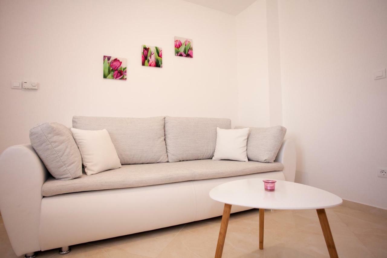 Mia Apartment *